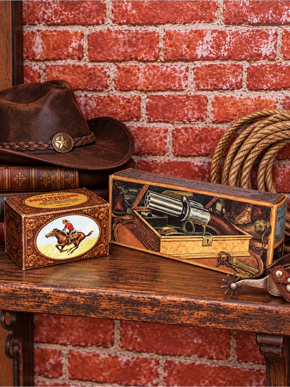 Vintage 70s Avon Collectible Wild West Cologne Bottle Set